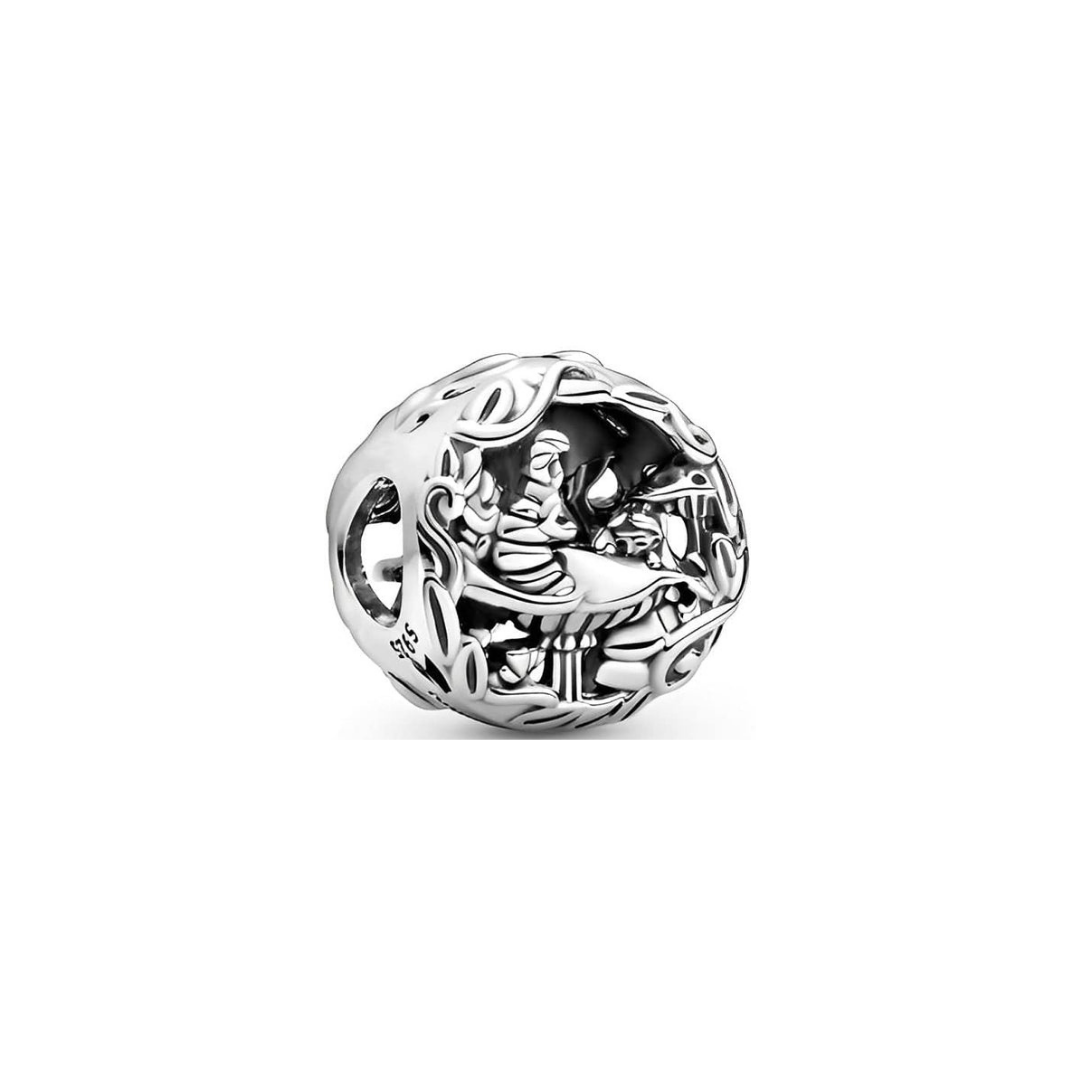 Alice In Wonderland  Pretty Little Charms