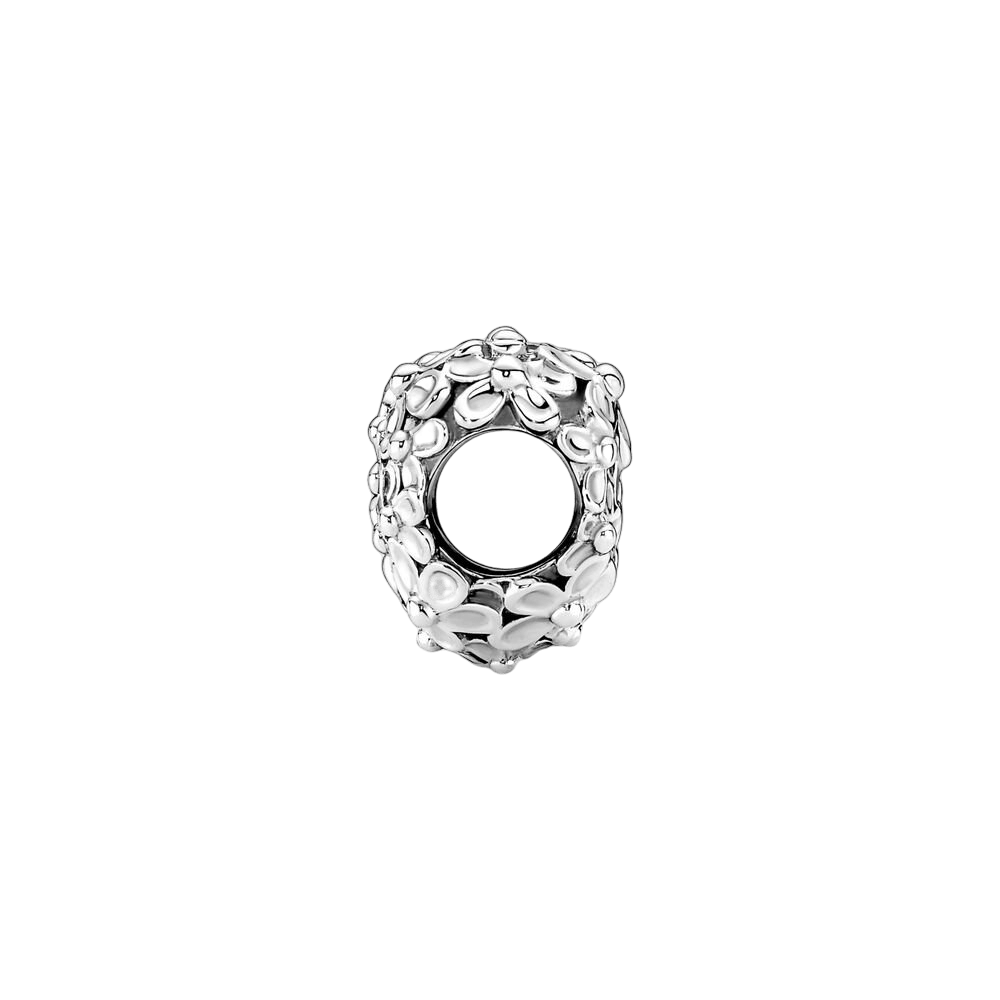 Mum Love You Always Daisy Heart Charm featuring a heart-shaped charm wrapped in white enamel daisies.